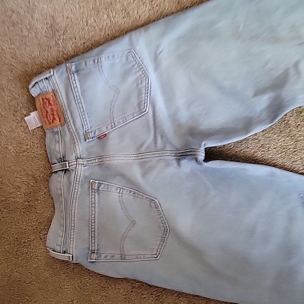 Levi jeans